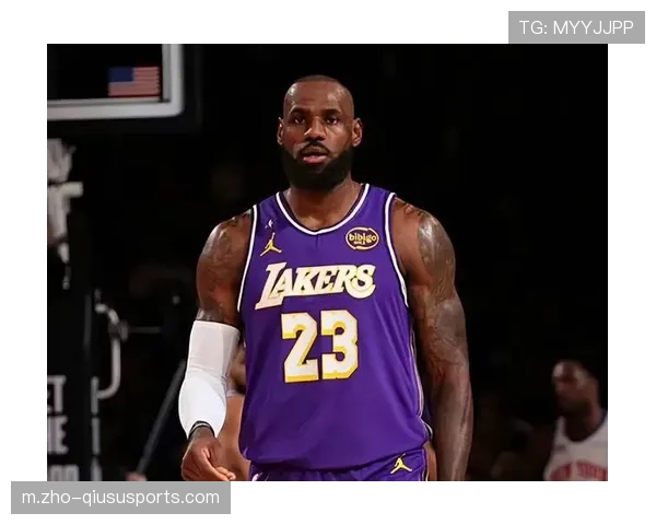 湖人詹姆斯戴维斯组合统治攻防 巨星经验在焦灼时刻接管比赛 湖人詹姆斯戴维斯组合统治攻防 巨星经验在焦灼时刻接管比赛